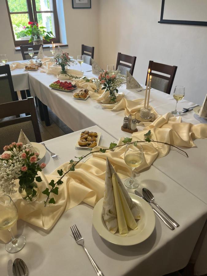 Hotel Hospudka Na Konci Sveta Nový Jičín Zewnętrze zdjęcie